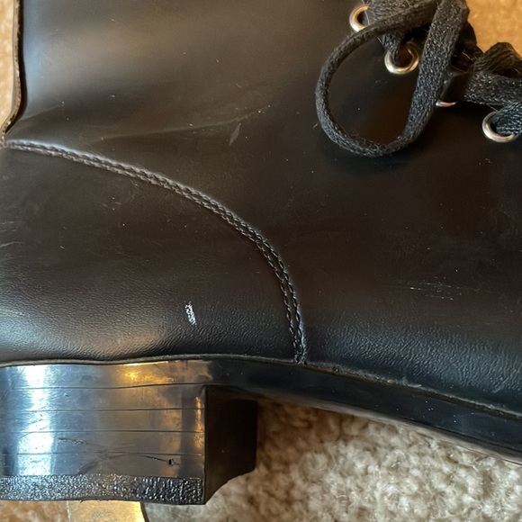 Rally Pro Figure skates - Men’s size 9 - Picture 6 of 9